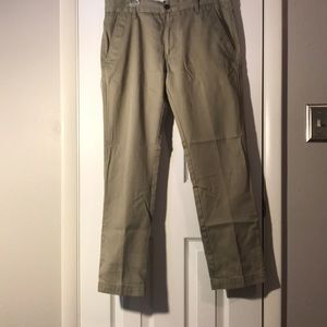 Levi’s STA-PREST khaki chinos